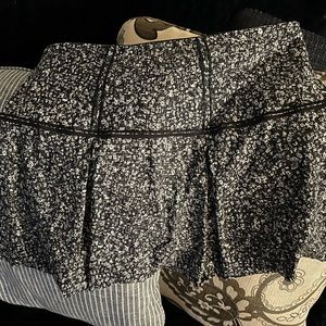 Lulu Skort